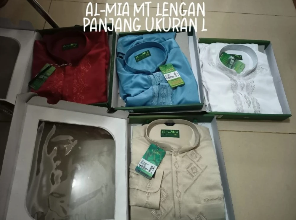 SALE BAJU KOKO ALMIA  RANDOM